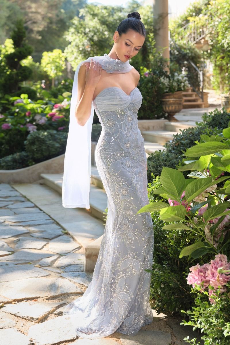 Missy Fitted Strapless Sweetheart Gown