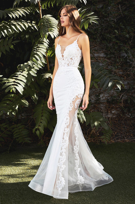 Captivating mermaid gown with embroidered lace appliqué and thigh-baring cutaway