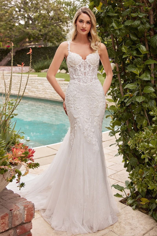 dreamy wedding mermaid gown with tulle and chantilly layers