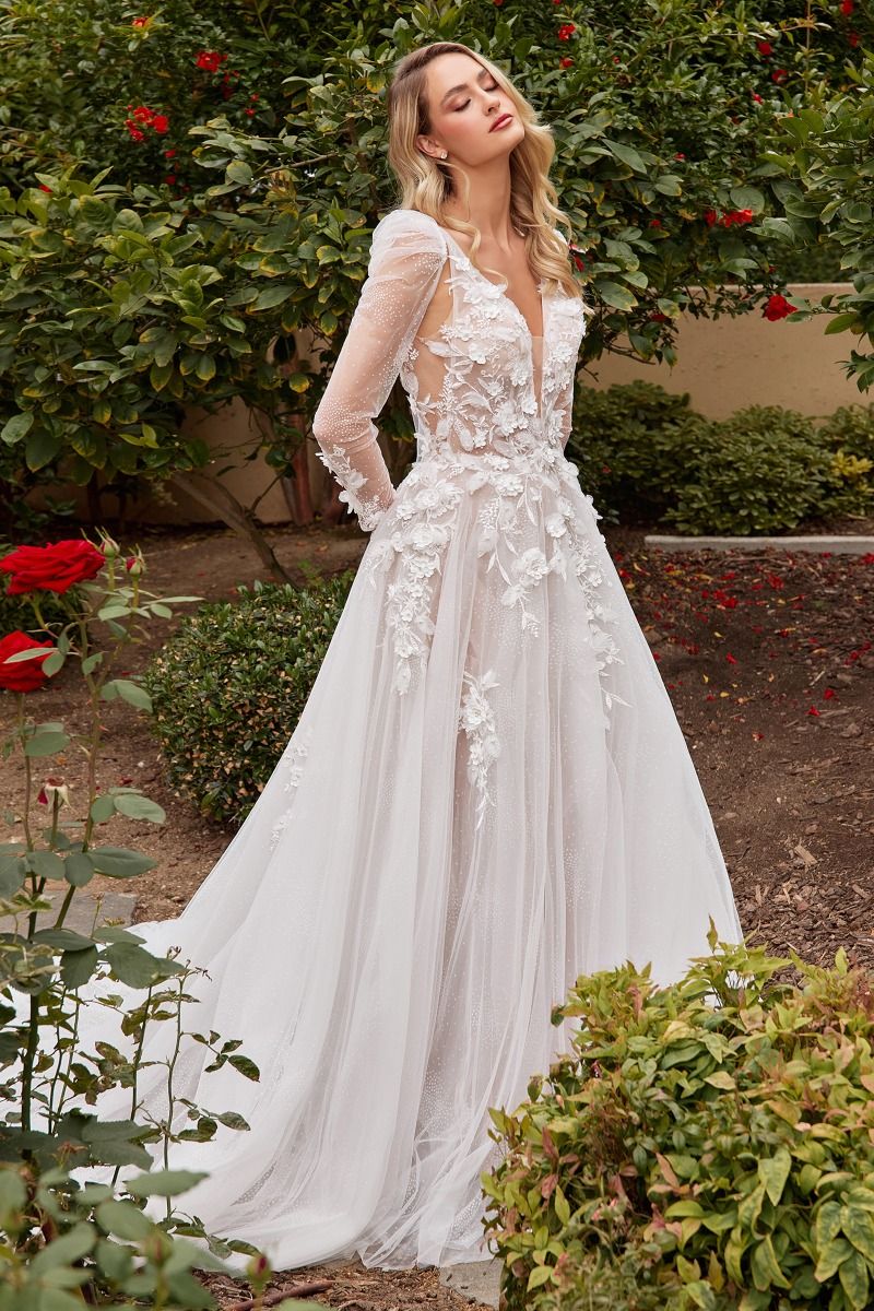 this wedding gown is like fairytale with 3d flowers