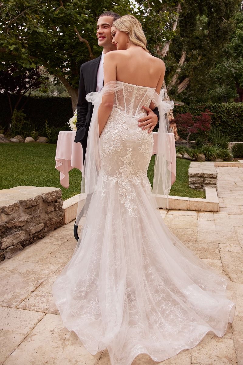 Wedding dress that embodies classic beauty and timeless style