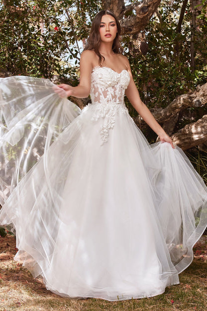 Lace Strapless Layered Tulls Ball Gown