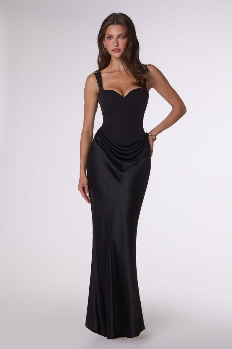 Sashia Elegant Maxi Dress